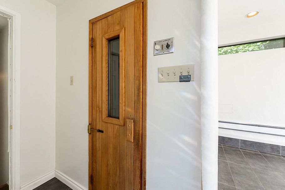 4151 Tytahun Crescent Vancouver, BC - 27