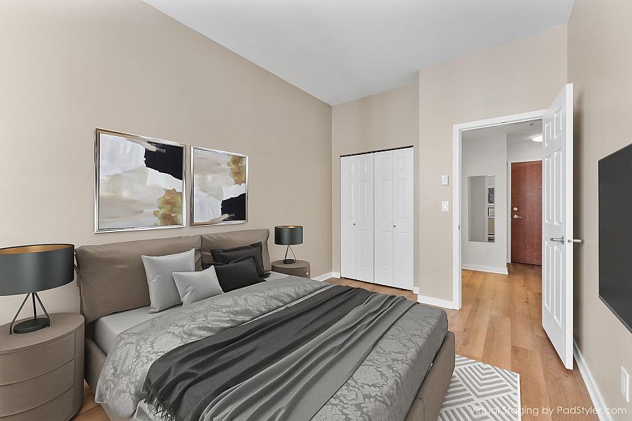 1012 1010 Howe Street Vancouver, BC - 13