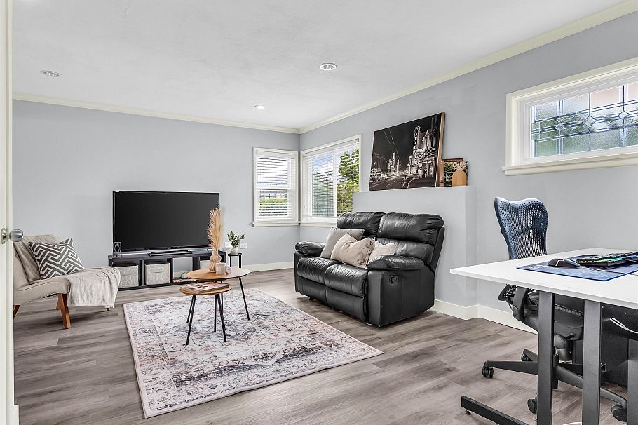 45 Renfrew Street Vancouver, BC - 6