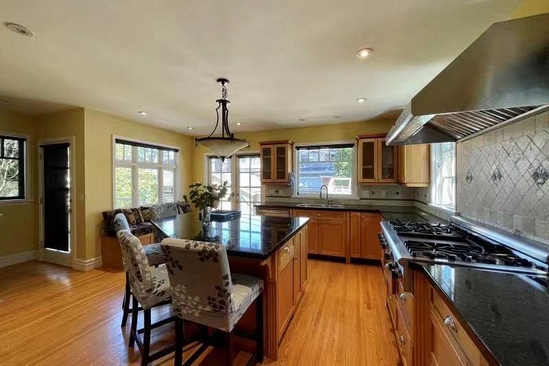 1749 West 62nd Avenue Vancouver, BC - 7