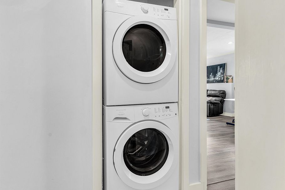 45 Renfrew Street Vancouver, BC - 21