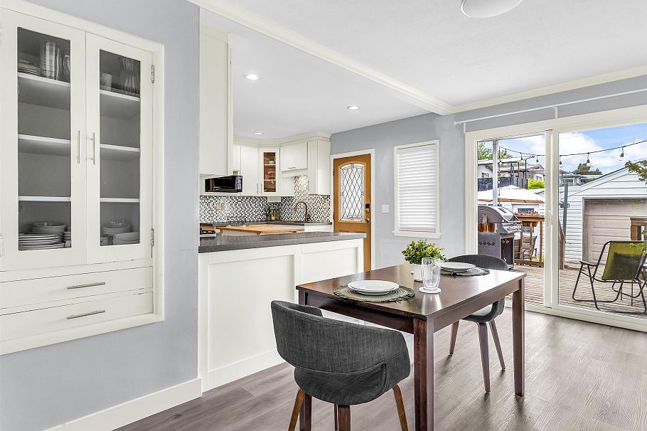 45 Renfrew Street Vancouver, BC - 11