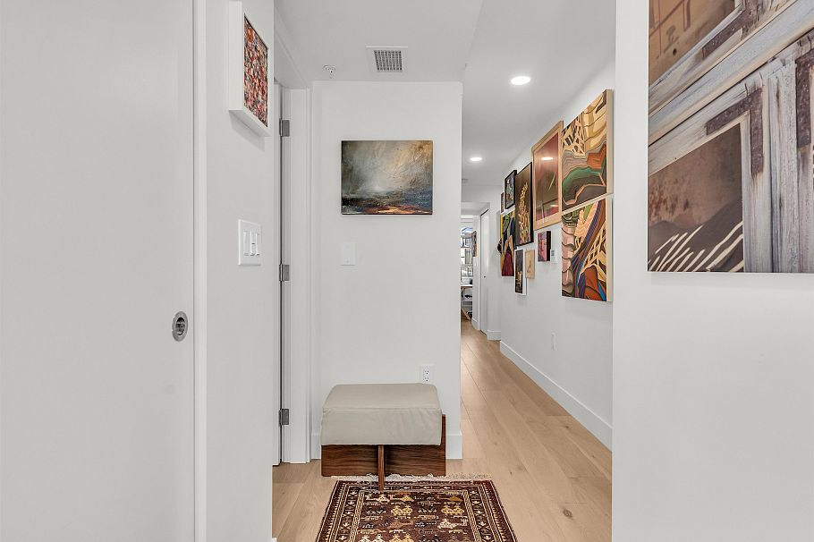 7 2366 Birch Street Vancouver, BC - 17