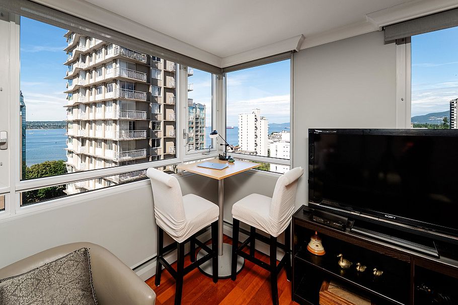 1603 1850 Comox Street Vancouver, BC - 3