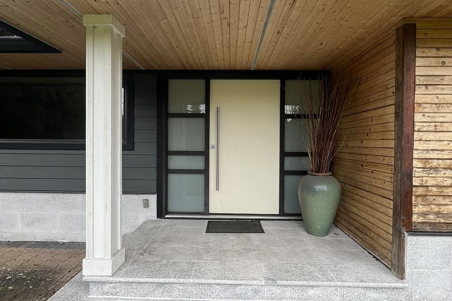 4888 Granville Street Vancouver, BC - 6