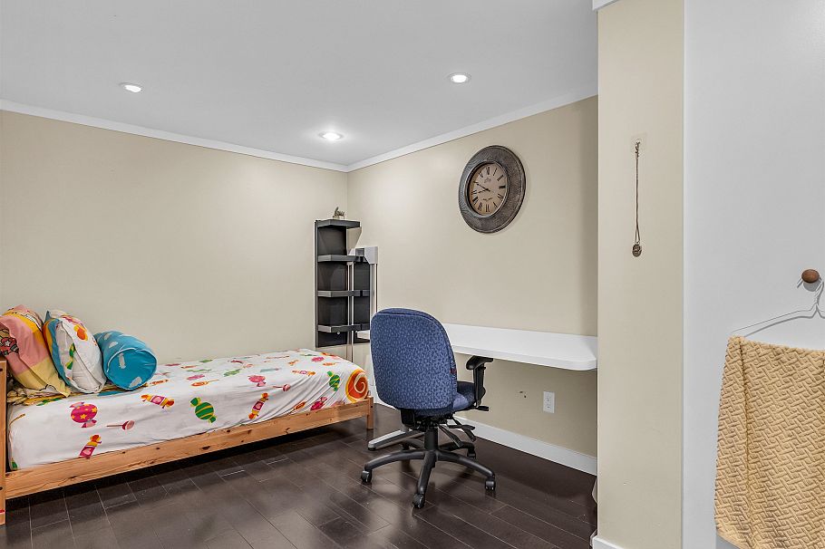 45 Renfrew Street Vancouver, BC - 32