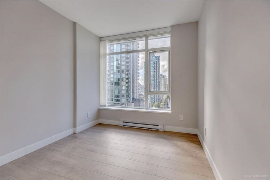 907 480 Robson Street Vancouver, BC - 9