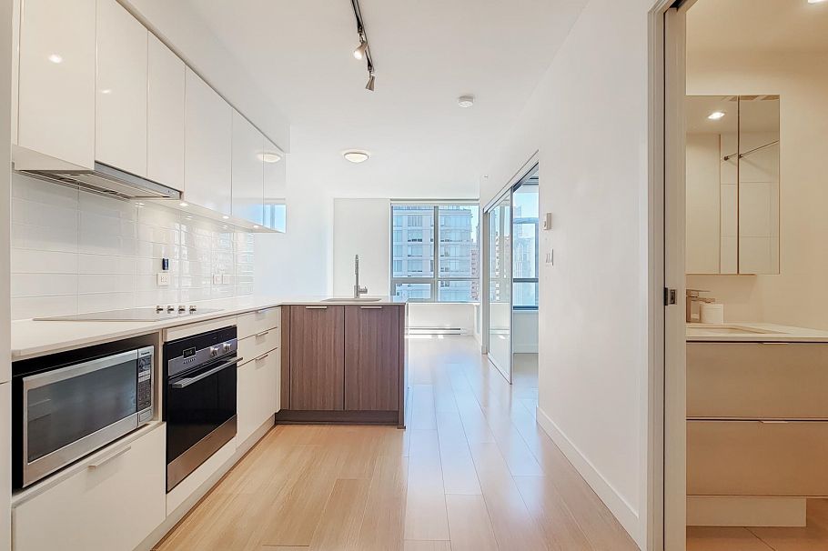 1205 1308 Hornby Street Vancouver, BC - 2