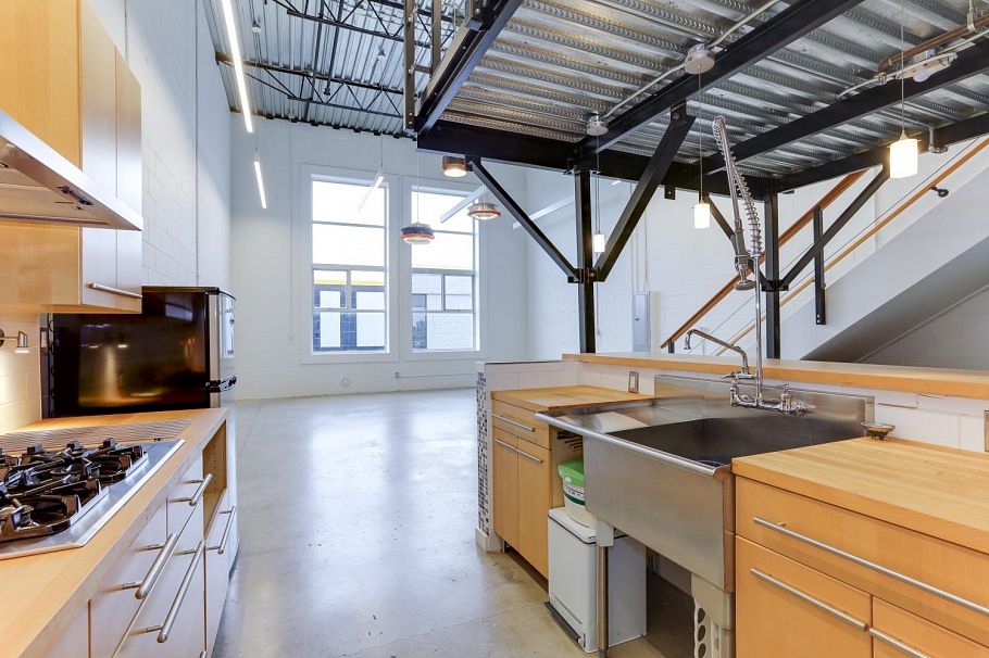 302 1220 E Pender Street Vancouver, BC - 11