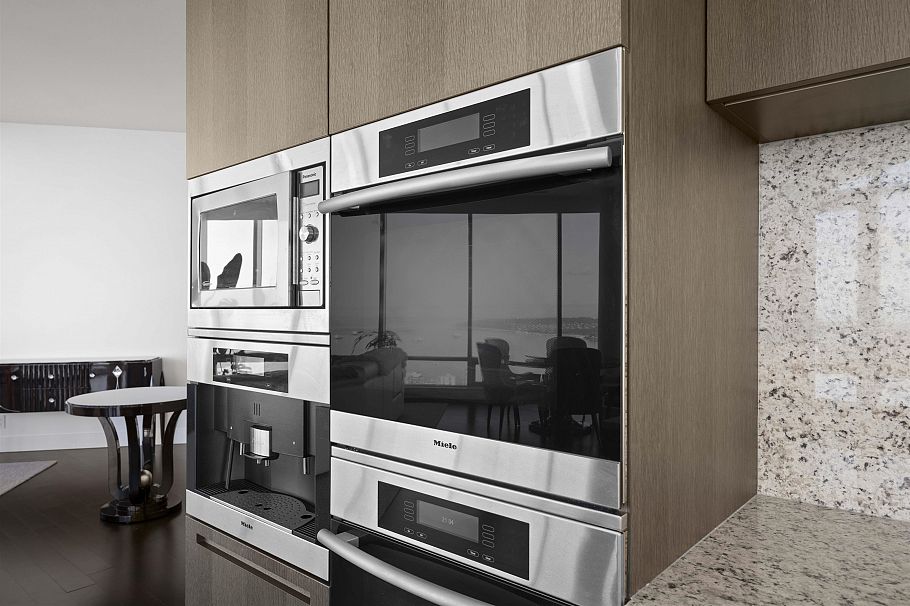 5704 1128 W Georgia Street Vancouver, BC - 13