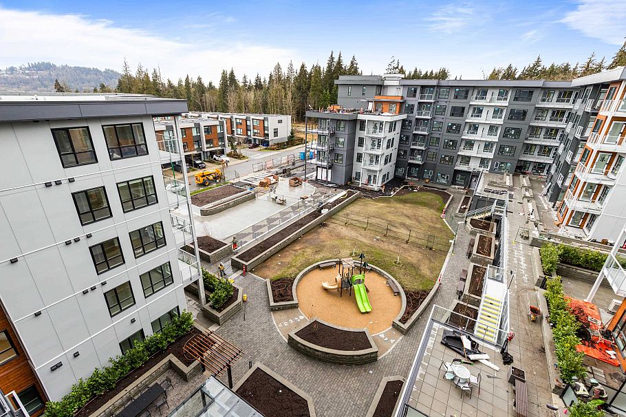 603 3596 Malsum Drive North Vancouver, BC - 17