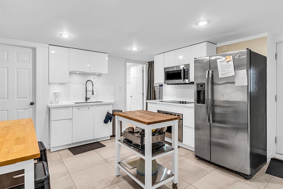 45 Renfrew Street Vancouver, BC - 26