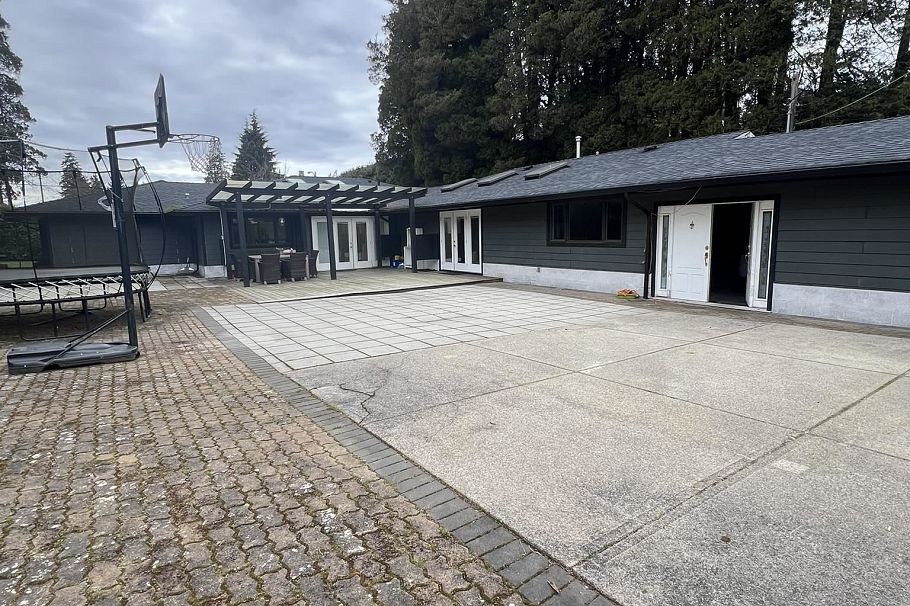 4888 Granville Street Vancouver, BC - 10