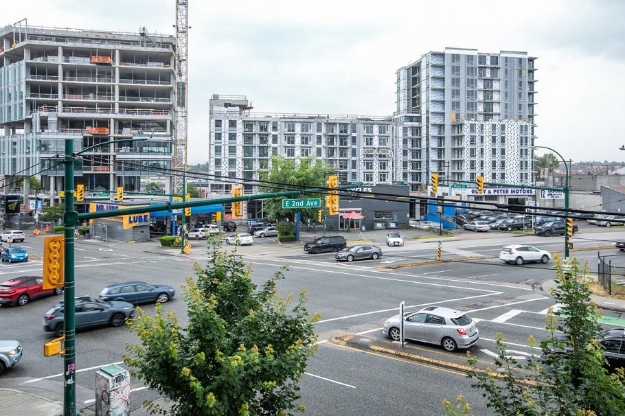 310 180 E 2nd Avenue Vancouver, BC - 20