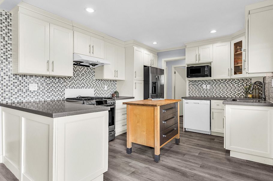 45 Renfrew Street Vancouver, BC - 8