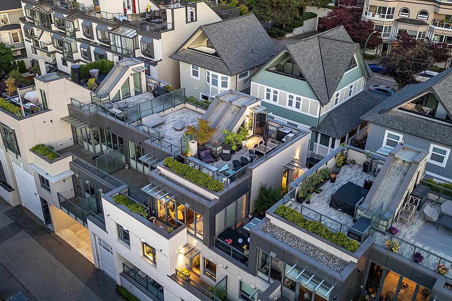 7 2366 Birch Street Vancouver, BC - 32