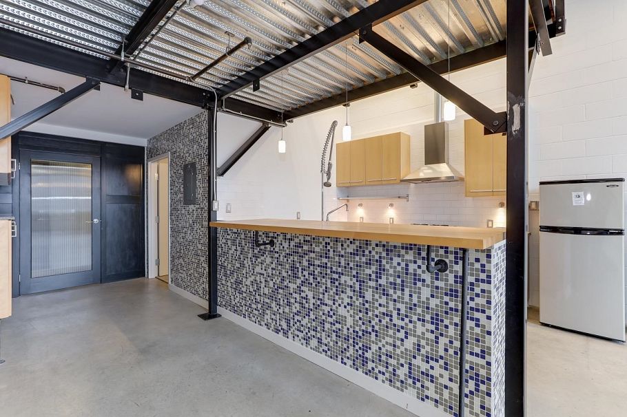 302 1220 E Pender Street Vancouver, BC - 6