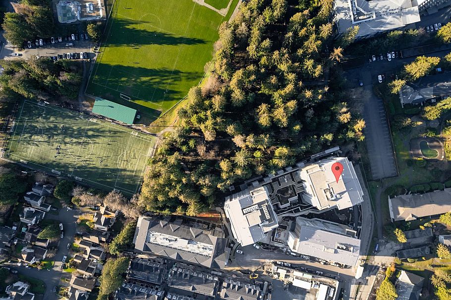 102 2375 Emery Court North Vancouver, BC - 32