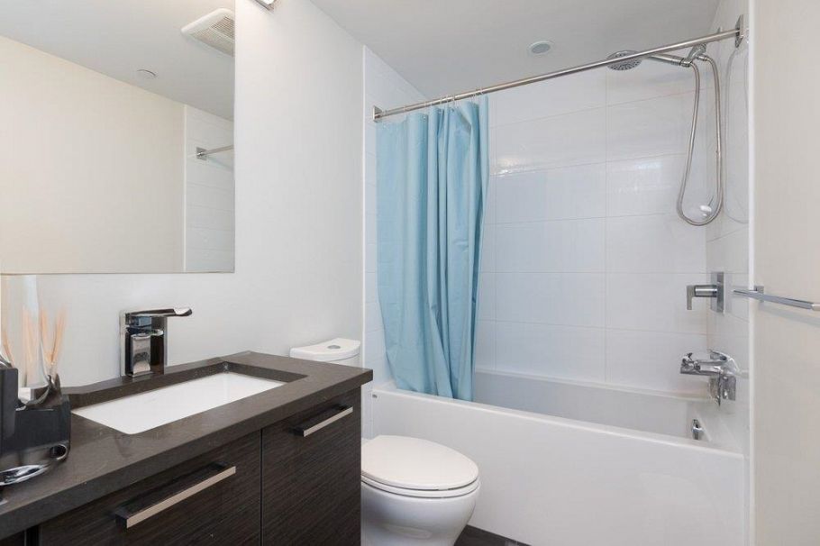 302 8533 River District Crossing Vancouver, BC - 8