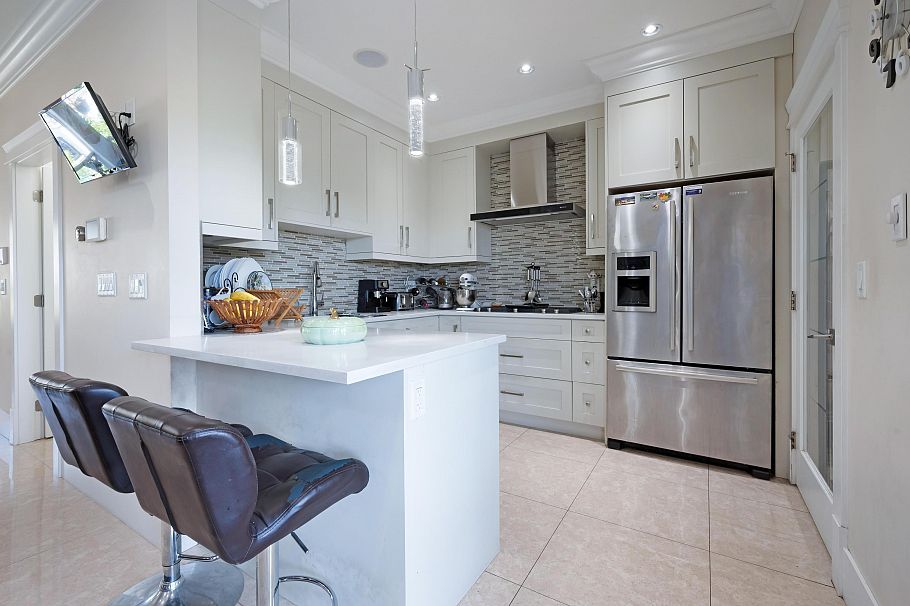 242 E 65th Avenue Vancouver, BC - 13