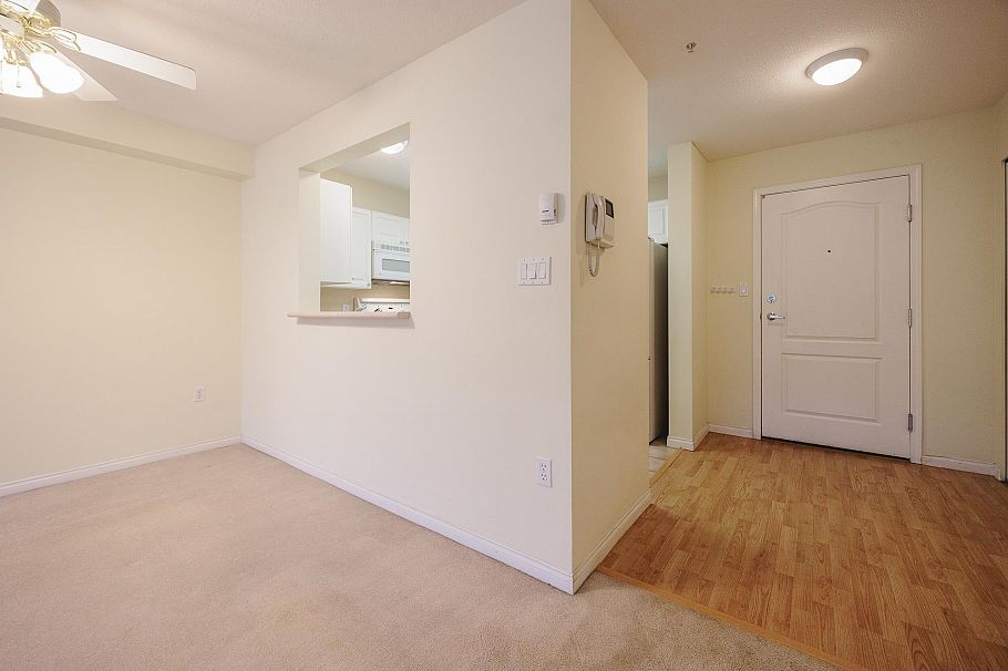 407 2059 Chesterfield Avenue North Vancouver, BC - 20