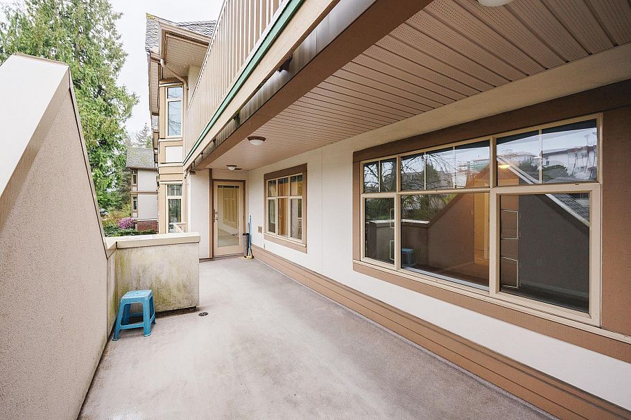 407 2059 Chesterfield Avenue North Vancouver, BC - 30