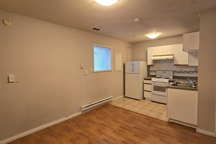 3369 Price Street Vancouver, BC - 17