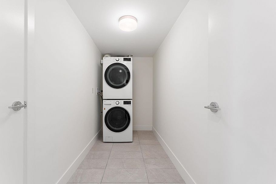 102 2375 Emery Court North Vancouver, BC - 24