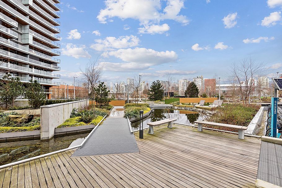 1707 1768 Cook Street Vancouver, BC - 25