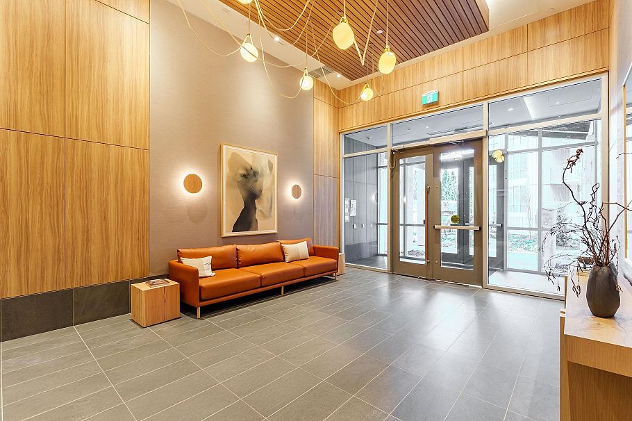 102 2375 Emery Court North Vancouver, BC - 10