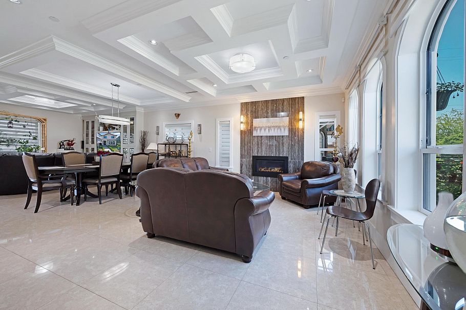 242 E 65th Avenue Vancouver, BC - 8