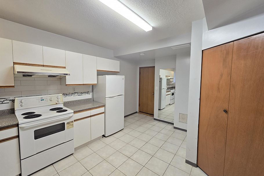 3369 Price Street Vancouver, BC - 15