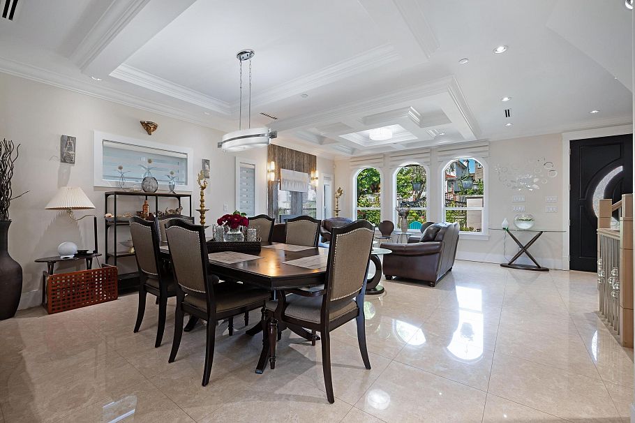 242 E 65th Avenue Vancouver, BC - 11