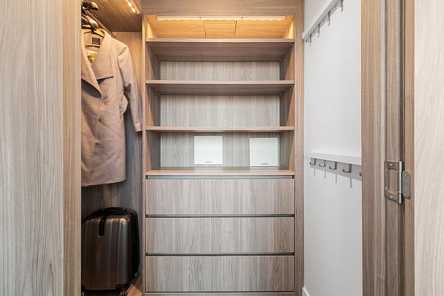 1707 1768 Cook Street Vancouver, BC - 10