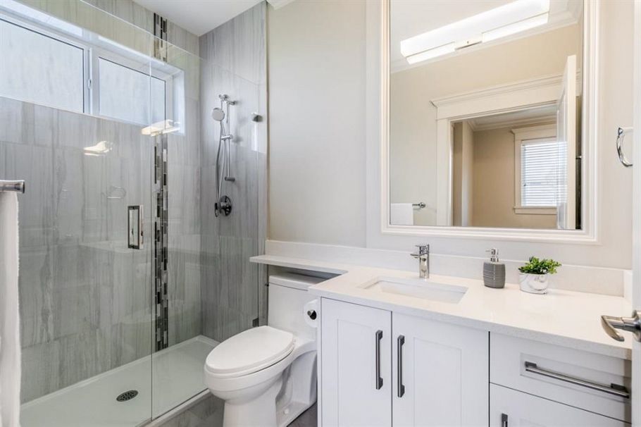 1125 Park Drive Vancouver, BC - 10