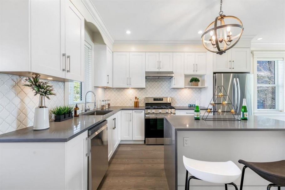 1125 Park Drive Vancouver, BC - 5