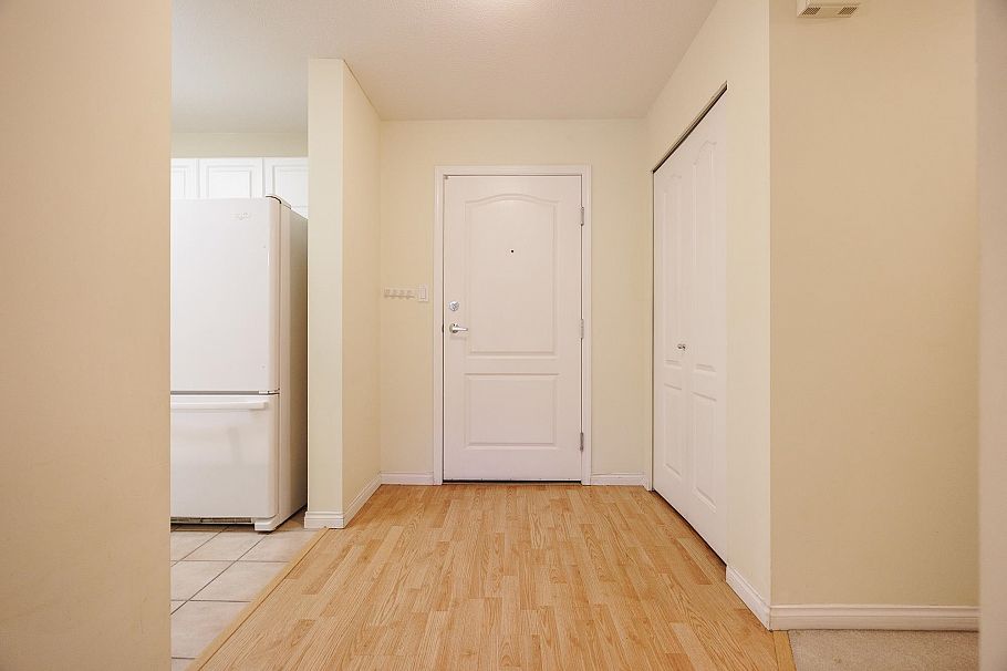 407 2059 Chesterfield Avenue North Vancouver, BC - 24