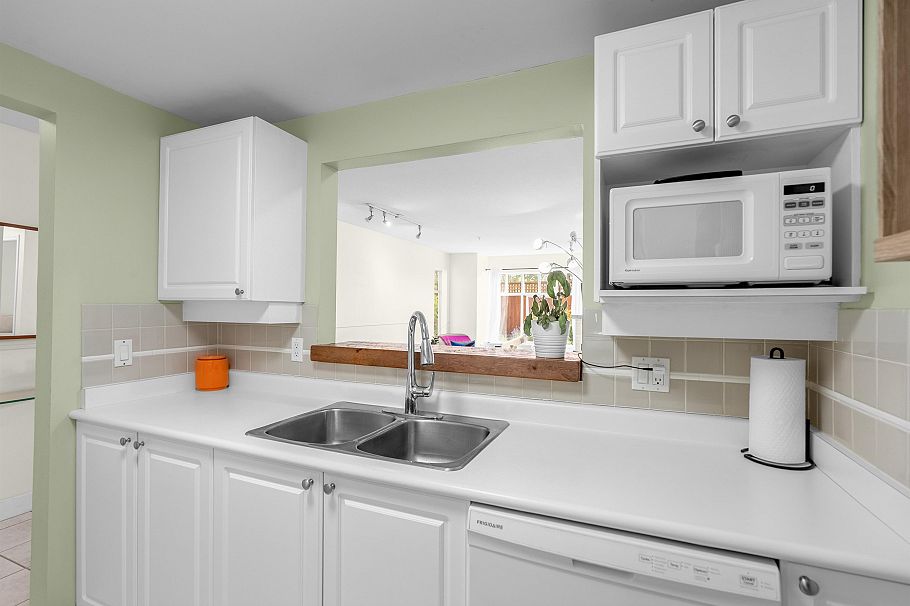 115 630 Roche Point Drive North Vancouver, BC - 10