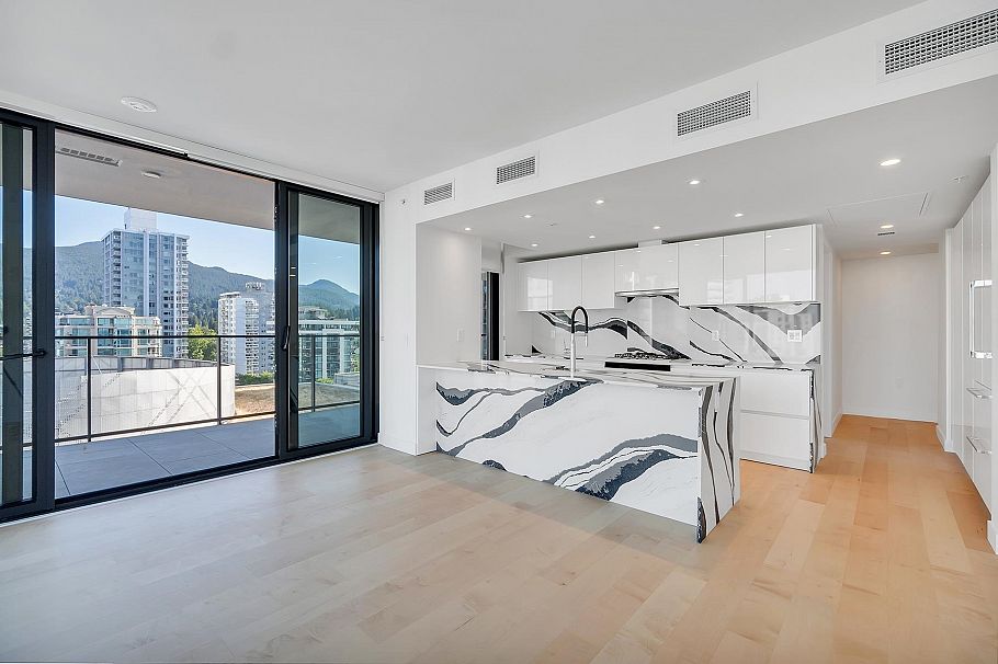 1006 135 13th Street North Vancouver, BC - 10