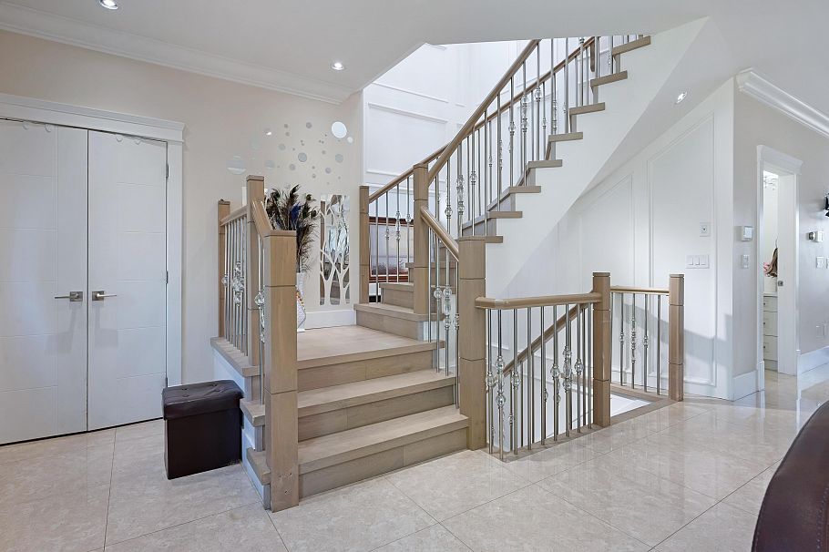 242 E 65th Avenue Vancouver, BC - 7