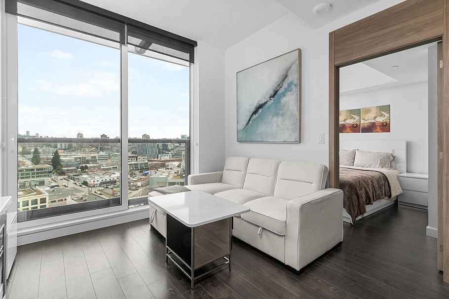 1707 1768 Cook Street Vancouver, BC - 3