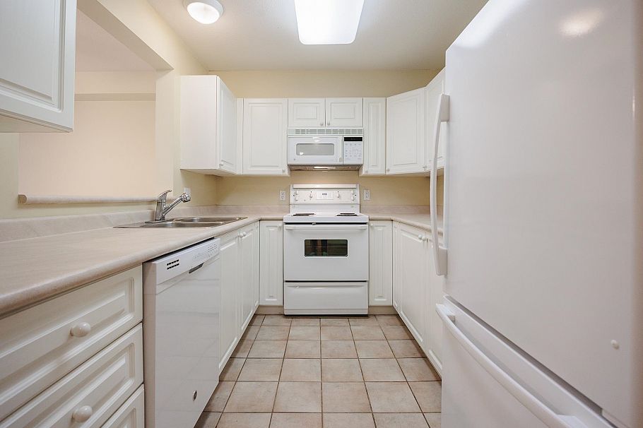 407 2059 Chesterfield Avenue North Vancouver, BC - 19