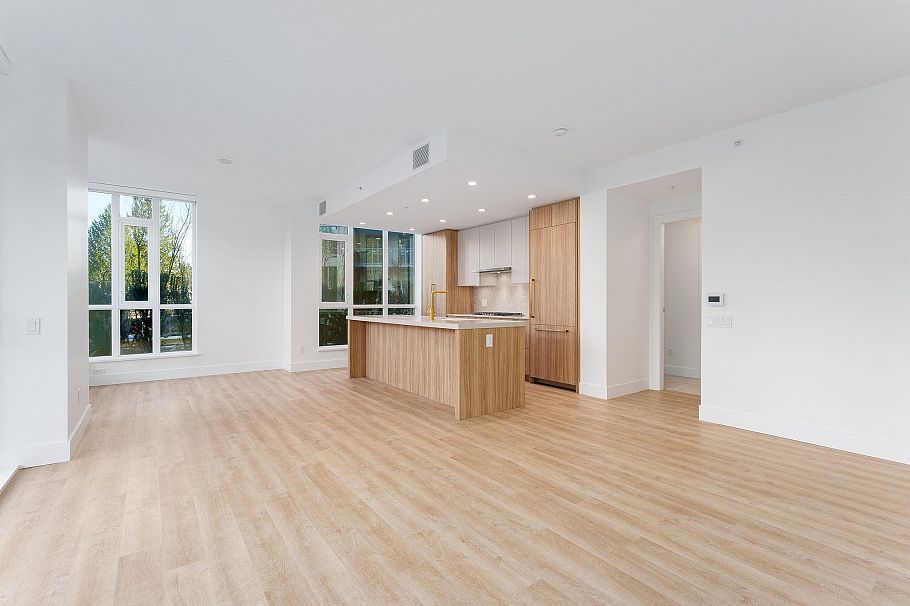 102 2375 Emery Court North Vancouver, BC - 15