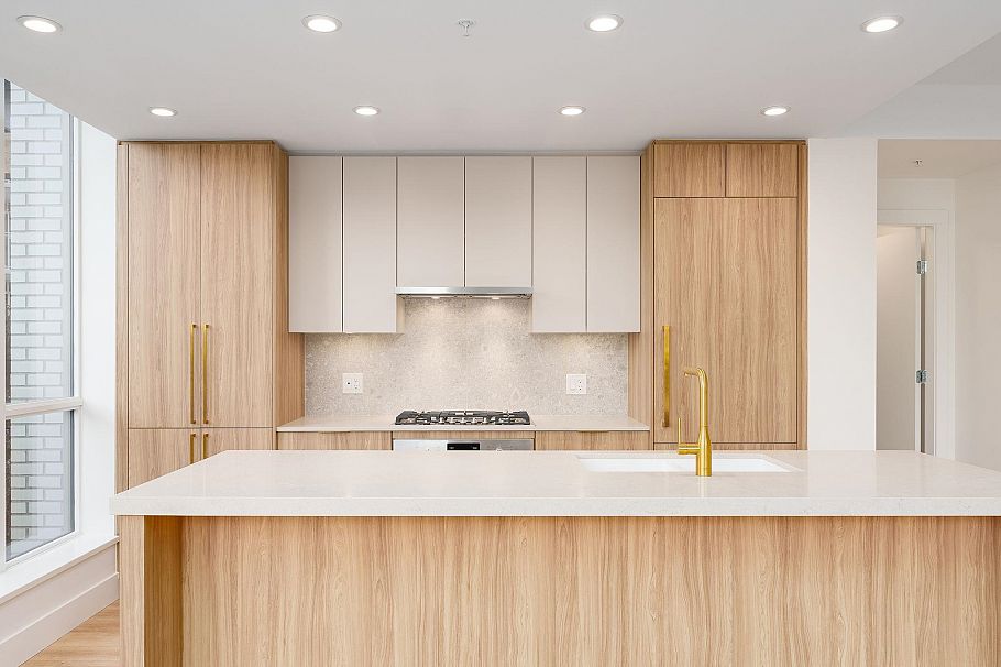 102 2375 Emery Court North Vancouver, BC - 11