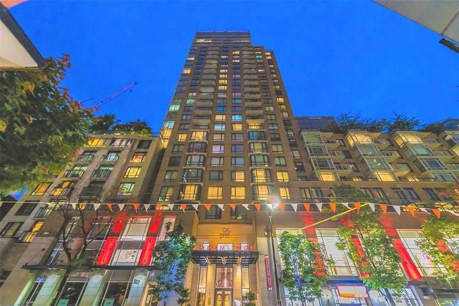 803 788 Richards Street Vancouver, BC - 1