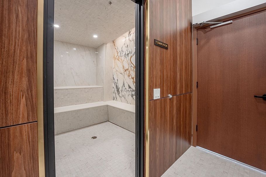 514 135 E 13th Street North Vancouver, BC - 26