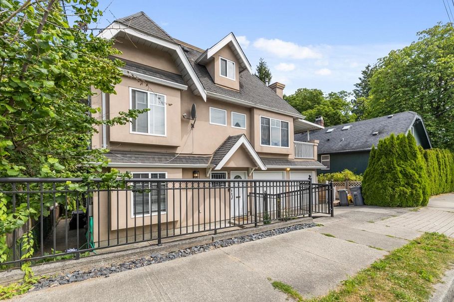 1089 E King Edward Avenue Vancouver, BC - 34