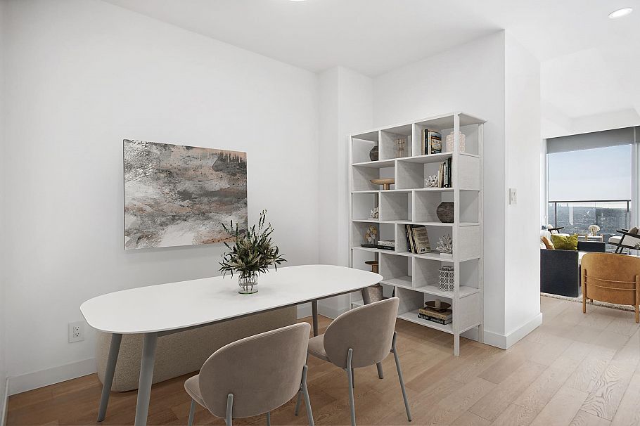 4610 1480 Howe Street Vancouver, BC - 5