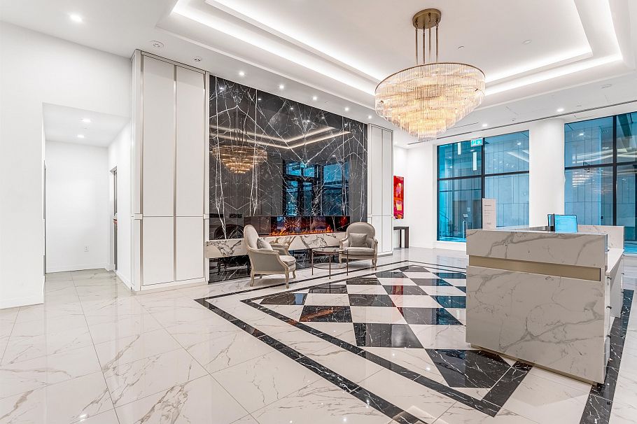 514 135 E 13th Street North Vancouver, BC - 34