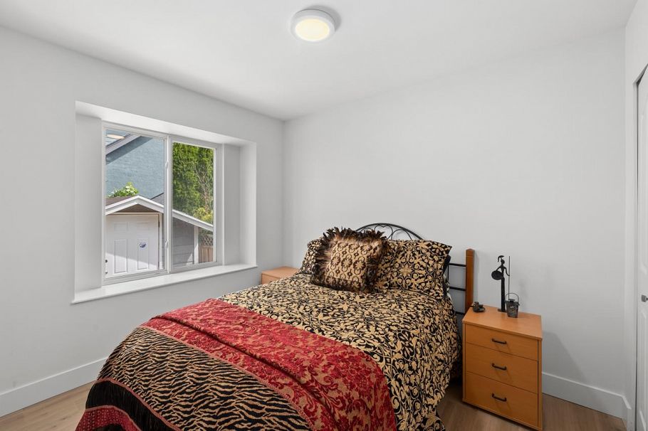 1089 E King Edward Avenue Vancouver, BC - 30